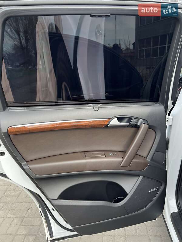Внедорожник / Кроссовер Audi Q7 2014 в Киеве фото 20 Внедорожник / Кроссовер Audi Q7 2014 в Киеве