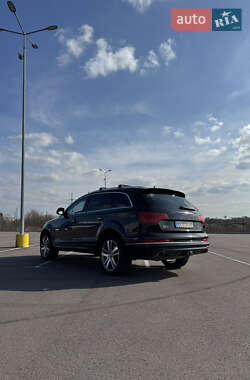 Внедорожник / Кроссовер Audi Q7 2013 в 