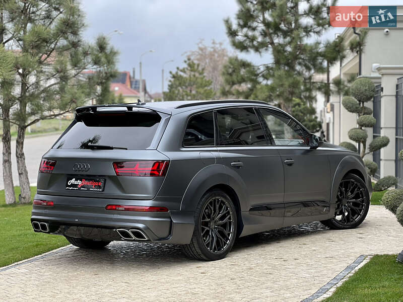 Внедорожник / Кроссовер Audi Q7 2017 в Одессе