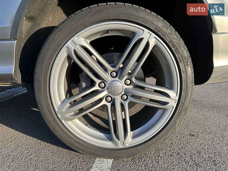 Внедорожник / Кроссовер Audi Q7 2015 в Ровно фото 5 Внедорожник / Кроссовер Audi Q7 2015 в Ровно