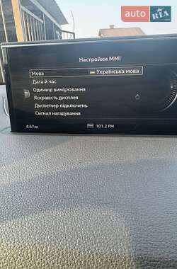 Внедорожник / Кроссовер Audi Q7 2017 в 