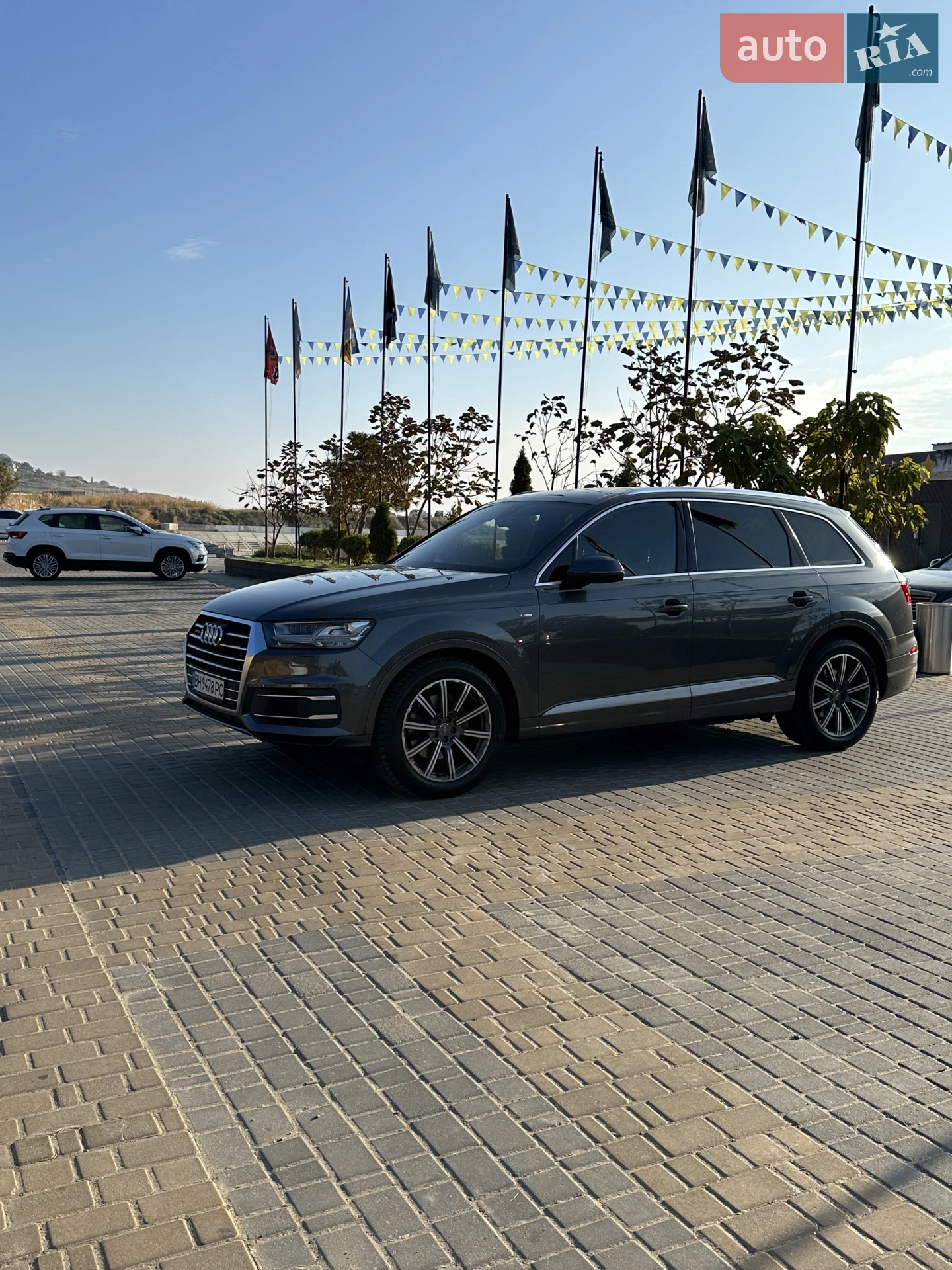 2017 Audi Q7 - мініатюра 2