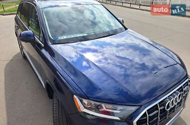 Внедорожник / Кроссовер Audi Q7 2020 в 