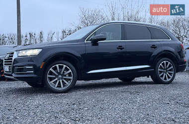 Внедорожник / Кроссовер Audi Q7 2016 в 