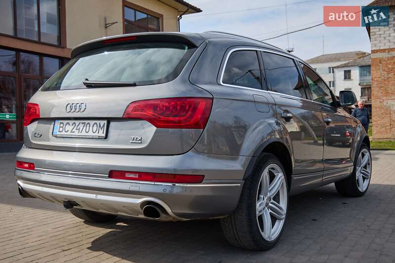 Позашляховик / Кросовер Audi Q7 2014 в Львові