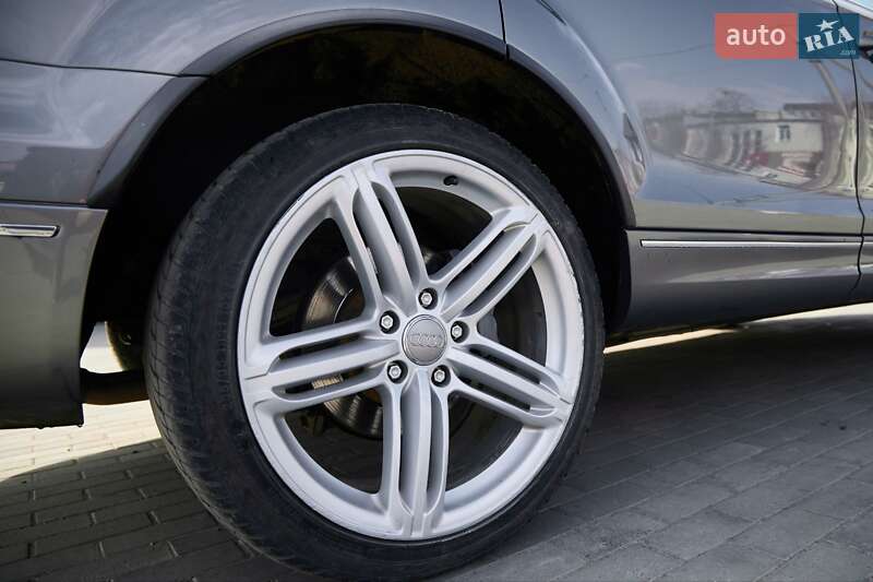 Позашляховик / Кросовер Audi Q7 2014 в Львові