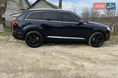Внедорожник / Кроссовер Audi Q7 2019 в 