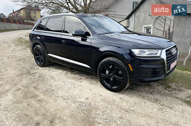 Внедорожник / Кроссовер Audi Q7 2019 в 