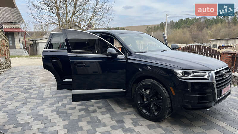 Внедорожник / Кроссовер Audi Q7 2019 в Тернополе