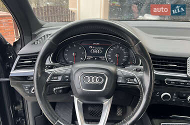 Внедорожник / Кроссовер Audi Q7 2019 в 