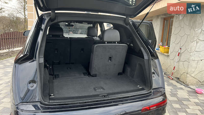 Внедорожник / Кроссовер Audi Q7 2019 в Тернополе