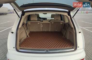 Внедорожник / Кроссовер Audi Q7 2013 в 