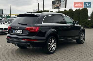 Внедорожник / Кроссовер Audi Q7 2015 в 