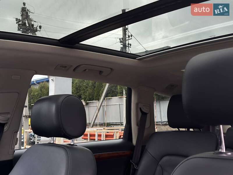 Позашляховик / Кросовер Audi Q7 2015 в Луцьку