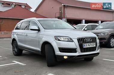 Внедорожник / Кроссовер Audi Q7 2013 в 