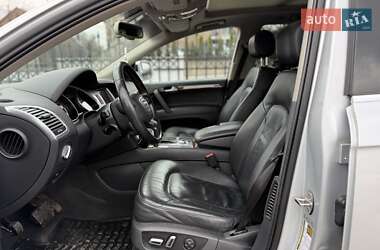 Внедорожник / Кроссовер Audi Q7 2013 в 