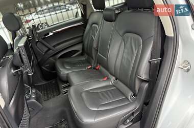 Внедорожник / Кроссовер Audi Q7 2013 в 