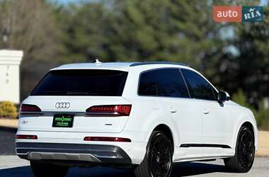 Внедорожник / Кроссовер Audi Q7 2021 в 