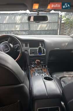 Внедорожник / Кроссовер Audi Q7 2007 в 