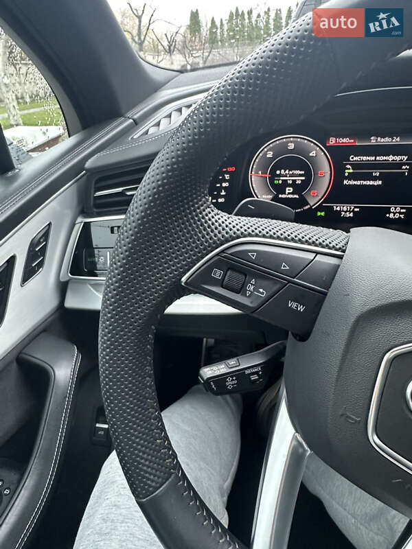 Внедорожник / Кроссовер Audi Q7 2020 в Киеве