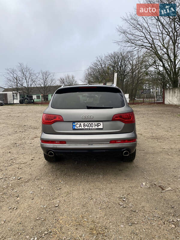 Внедорожник / Кроссовер Audi Q7 2013 в Умани
