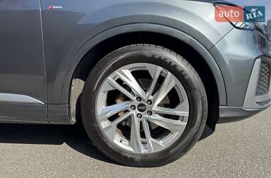 Внедорожник / Кроссовер Audi Q7 2020 в 