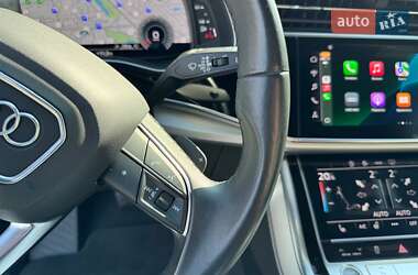 Внедорожник / Кроссовер Audi Q7 2020 в 