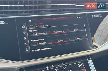 Внедорожник / Кроссовер Audi Q7 2020 в 