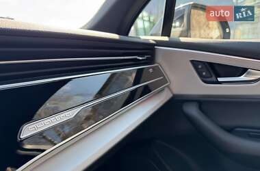 Внедорожник / Кроссовер Audi Q7 2020 в 