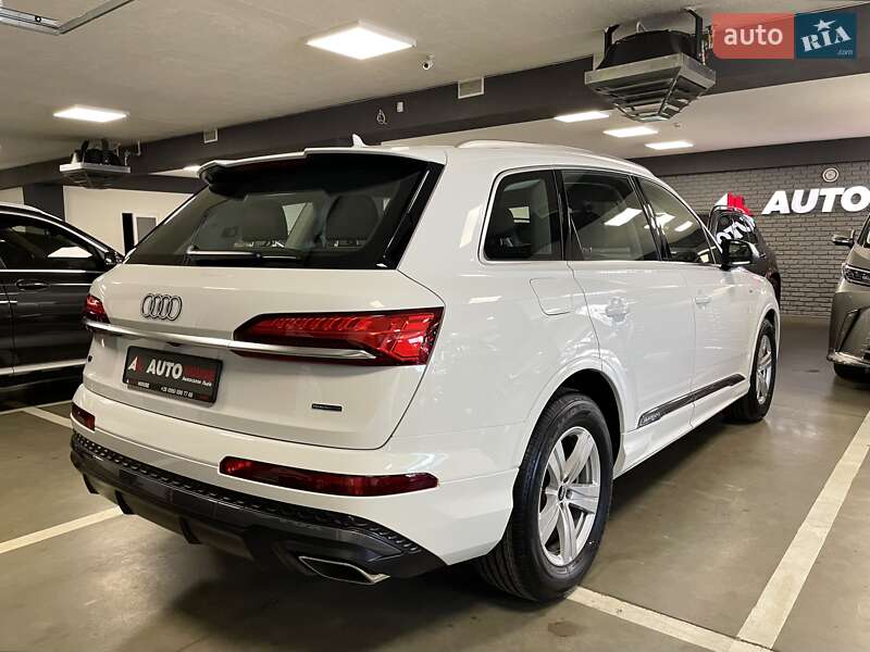 Позашляховик / Кросовер Audi Q7 2025 в Львові