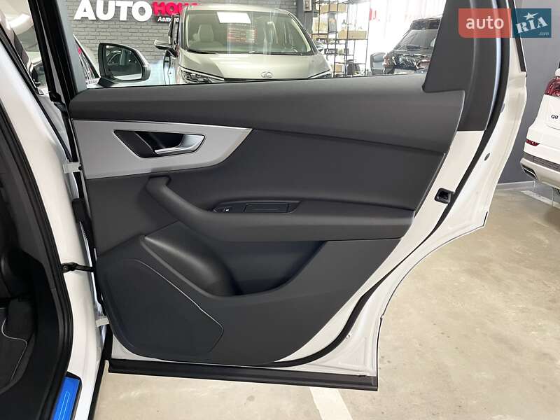 Позашляховик / Кросовер Audi Q7 2025 в Львові