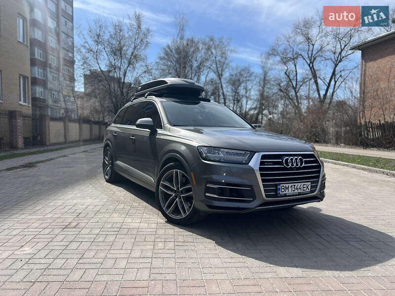 Внедорожник / Кроссовер Audi Q7 2015 в Сумах