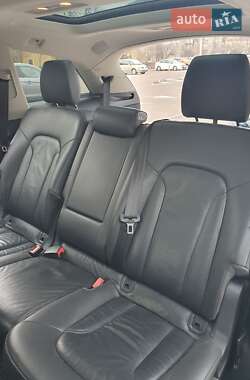 Внедорожник / Кроссовер Audi Q7 2012 в 