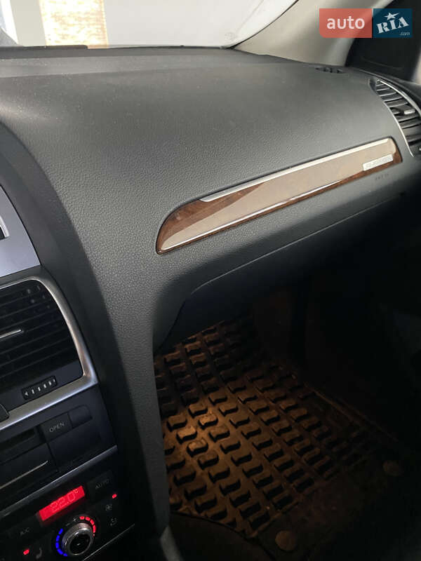 Позашляховик / Кросовер Audi Q7 2013 в Олександрії фото 6 Позашляховик / Кросовер Audi Q7 2013 в Олександрії