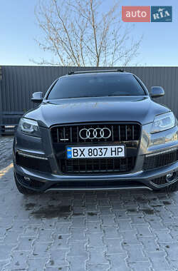 Позашляховик / Кросовер Audi Q7 2015 в 