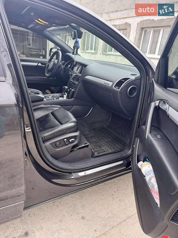 Позашляховик / Кросовер Audi Q7 2013 в Кам'янець-Подільському