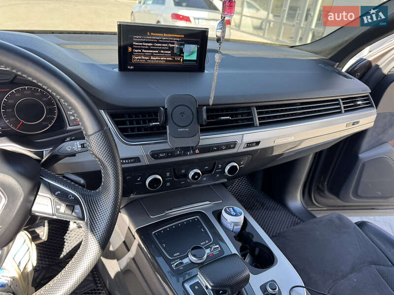 Внедорожник / Кроссовер Audi Q7 2018 в Звягеле