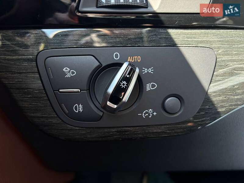 Позашляховик / Кросовер Audi Q7 2016 в Києві