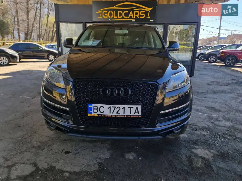 Внедорожник / Кроссовер Audi Q7 2014 в 