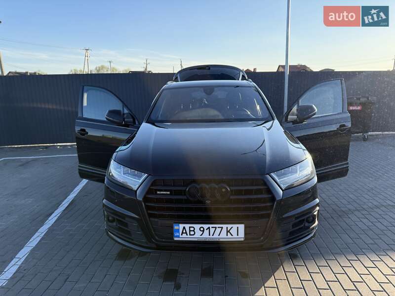 Позашляховик / Кросовер Audi Q7 2016 в Вінниці