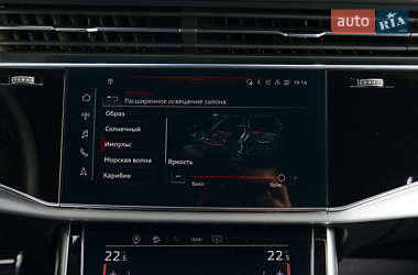 Внедорожник / Кроссовер Audi Q7 2021 в 
