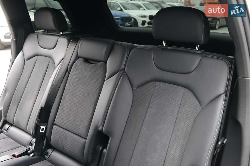 Внедорожник / Кроссовер Audi Q7 2022 в Мукачево