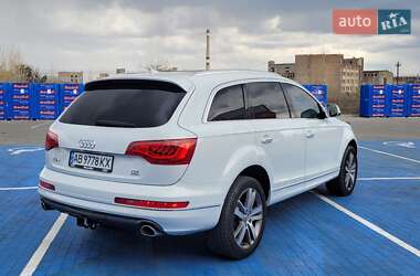 Внедорожник / Кроссовер Audi Q7 2012 в 