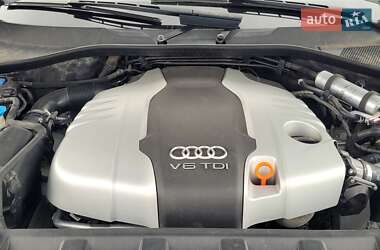 Внедорожник / Кроссовер Audi Q7 2012 в 