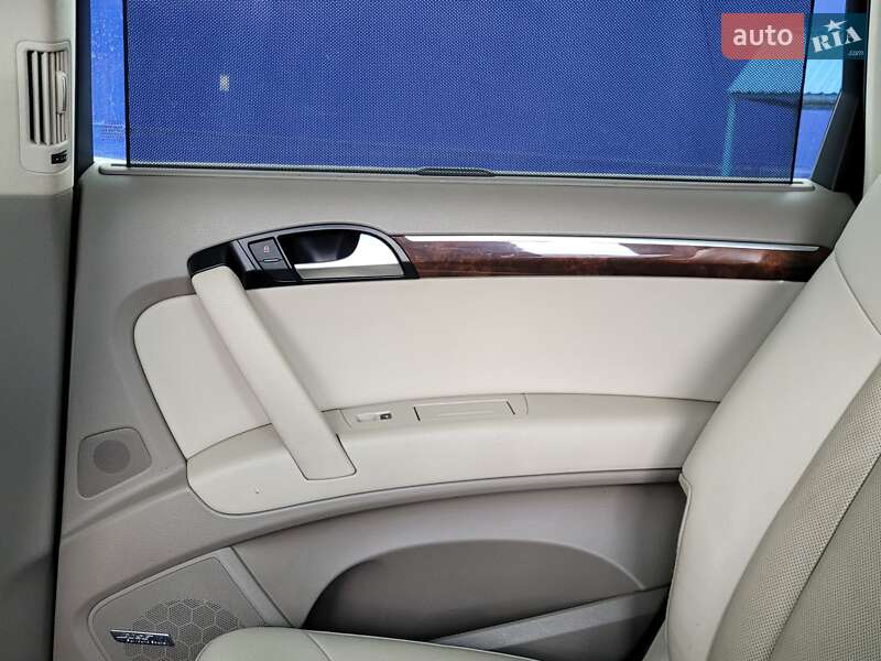 Внедорожник / Кроссовер Audi Q7 2012 в Виннице