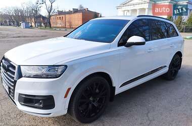 Внедорожник / Кроссовер Audi Q7 2019 в 