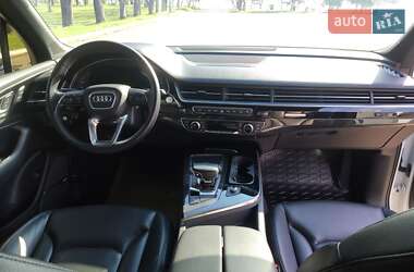 Внедорожник / Кроссовер Audi Q7 2019 в 