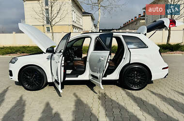 Позашляховик / Кросовер Audi Q7 2016 в Одесі