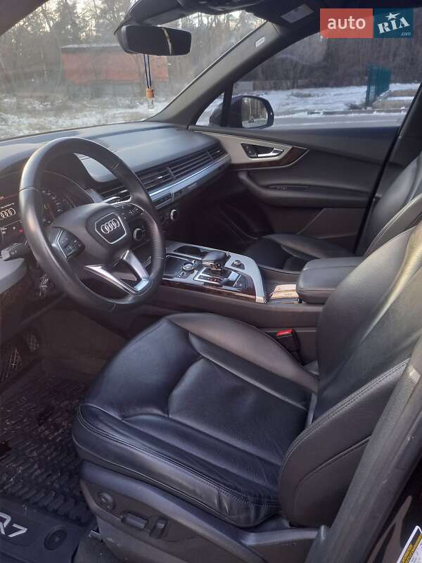 Внедорожник / Кроссовер Audi Q7 2019 в Чернигове