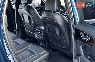 Внедорожник / Кроссовер Audi Q7 2017 в 